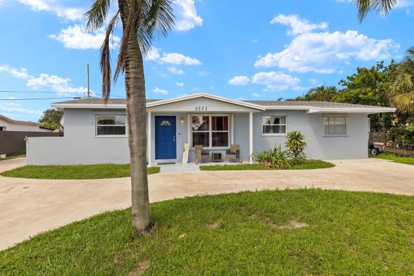 Bahama Heights, 2225 S Florida Mango Rd, West Palm Beach, Florida 33406, image 1