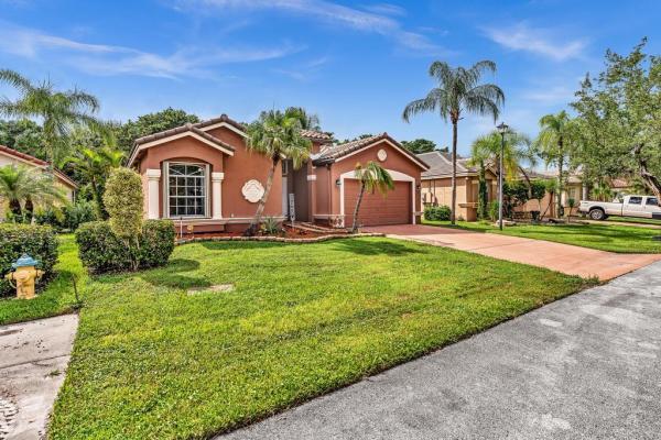Swans Landing, 6021 NW Swans Way, Coconut Creek, Florida 33073, image 1