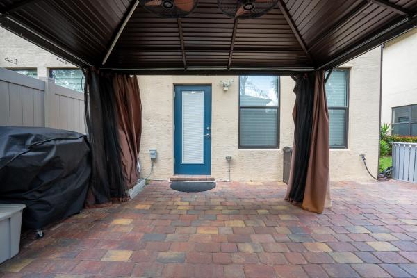 Preston Square, 2390 Post St, Palm Springs, Florida 33406, image 2