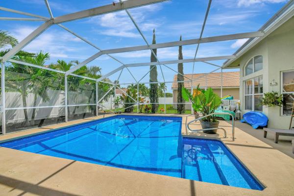 Oakmont Village, 5313 Oakmont Village Cir, Lake Worth Beach, Florida 33463, image 1