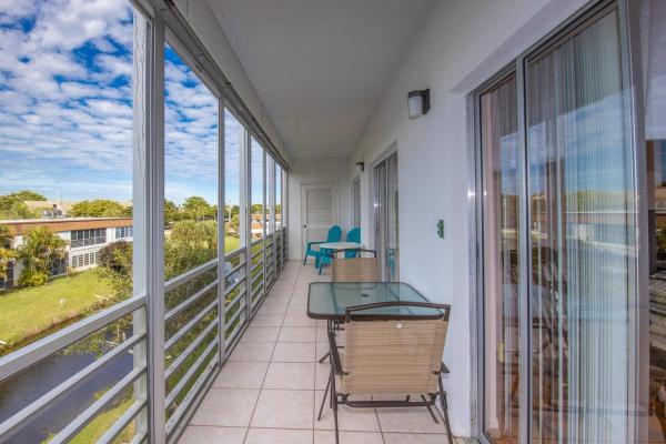 Mariner 4, 6289 Lear Dr #301, Lake Worth Beach, Florida 33462, image 1