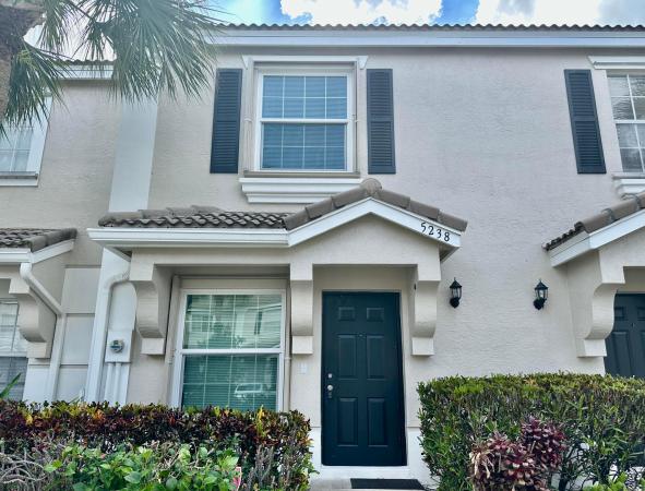 Palmbrooke Townhomes, 5238 Palmbrooke Cir, West Palm Beach, Florida 33417, image 1