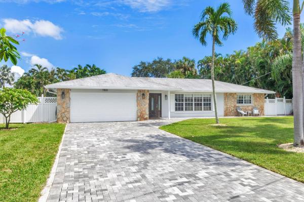 Lake Clarke West, 7800 W Lake Dr, Lake Clarke Shores, Florida 33406, image 1
