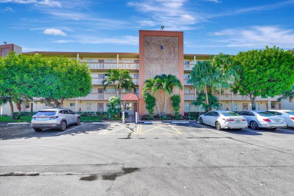 Newcastle At Century Village, 4022 Newcastle B, Boca Raton, Florida 33434, image 1