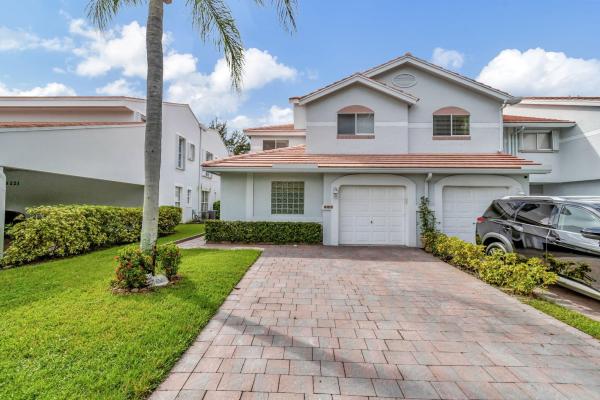 Lakes Of Woodhaven, 6215 Old Court Rd #501, Boca Raton, Florida 33433, image 1