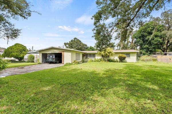 Hunt's, 700 Brack Rd, Fort Pierce, Florida 34982, image 1