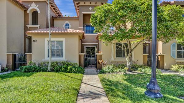 The Links At Emerald Dunes, 2947 Hope Valley St #203, West Palm Beach, Florida 33411, image 1