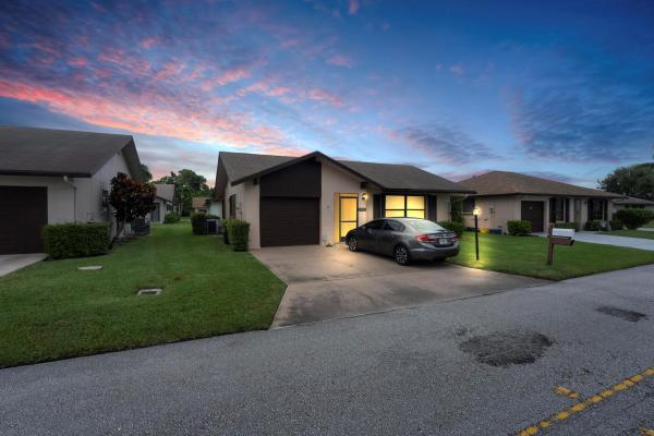 Buttonwood West, 3305 Silver Buttonwood Dr, Greenacres, Florida 33463, image 1