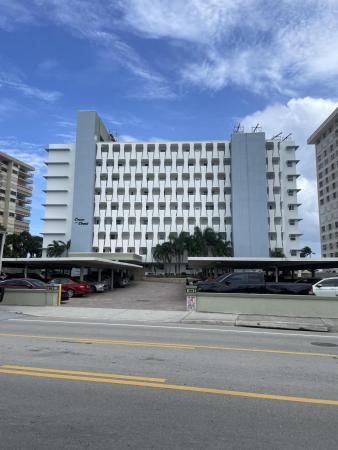 Crane Crest, 1850 S Ocean Blvd #510, Lauderdale By The Sea, Florida 33062, image 1
