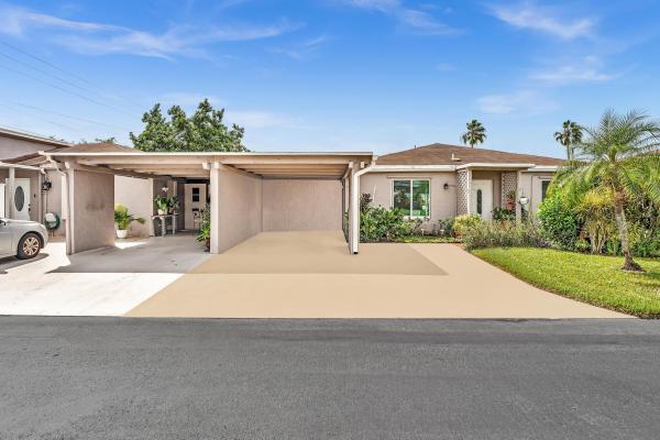 Camelot Village, 14812 Wildflower Ln, Delray Beach, Florida 33446, image 1