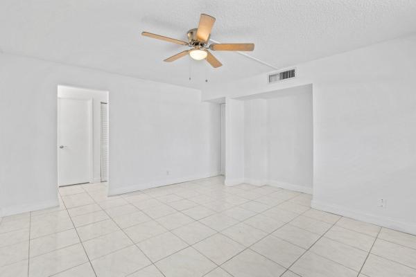 Boca Teeca, 6161 NW 2nd Ave #1190, Boca Raton, Florida 33487, image 3