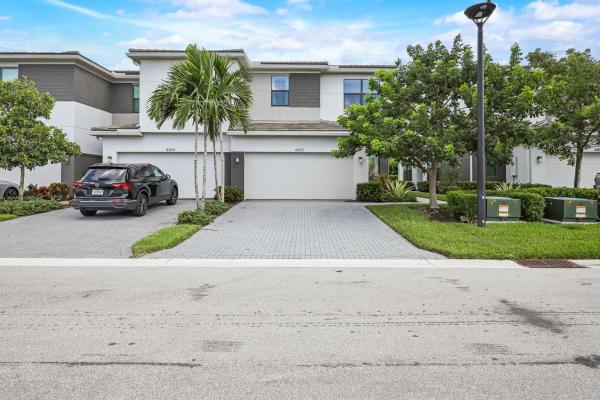 Polo Legacy, 4400 Serpens Ln, Lake Worth Beach, Florida 33467, image 1