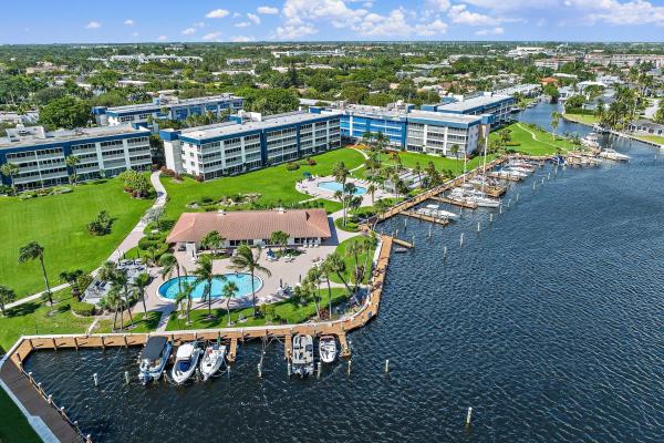 Captain's Walk At Pelican Harbor, 240 Captains Walk, Delray Beach, Florida 33483, image 2
