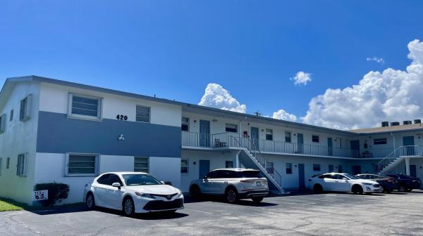 Four Palms, 420 W Palm St #2, Lantana, Florida 33462, image 1