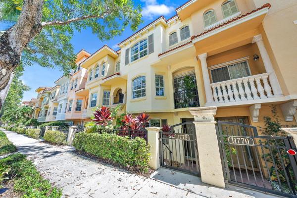 Harbour Oaks, 11772 Valencia Gardens Ave, Palm Beach Gardens, Florida 33410, image 1
