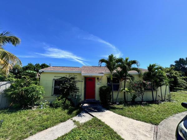 Lake Worth Heights, 1528 N D St, Lake Worth Beach, Florida 33460, image 1