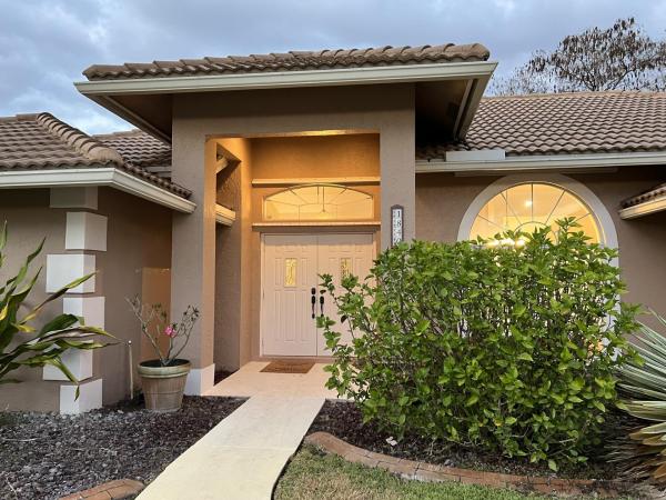 Sugar Pond Manor, 1840 Hollyhock Rd, Wellington, Florida 33414, image 1