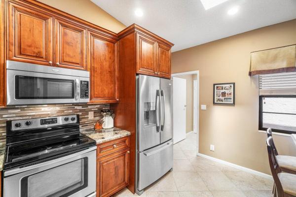 Huntington Pointe, 6090 Sunrise Pointe Ct, Delray Beach, Florida 33484, image 3
