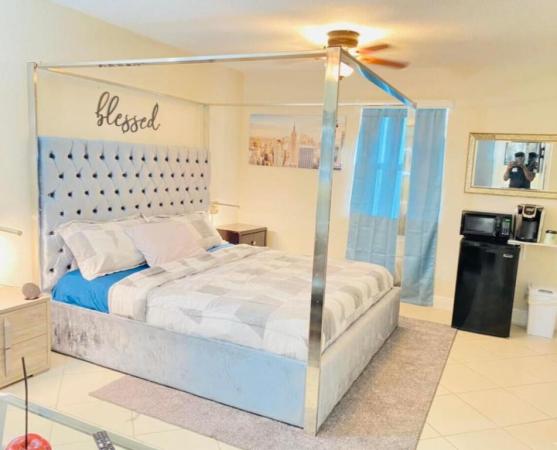 Blue Heron Park, 3220 Avenue F, Riviera Beach, Florida 33404, image 1