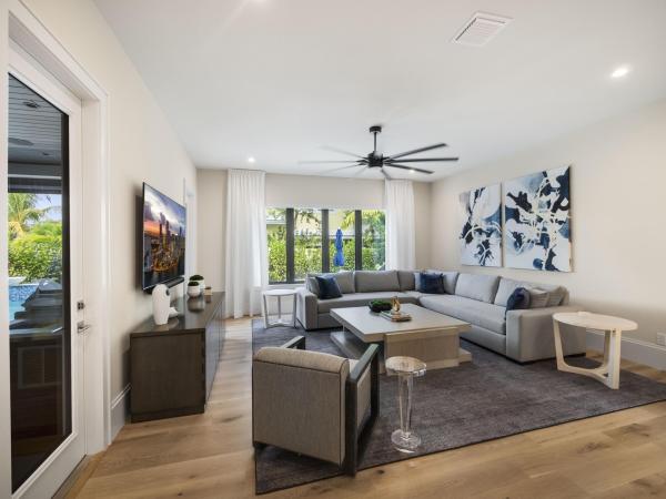 Floresta Grove, 907 NW 2nd St, Boca Raton, Florida 33486, image 1