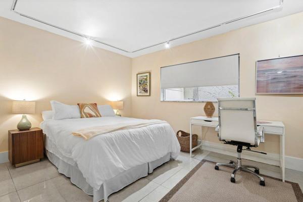 Twelve-O-Two, 1202 Palm Trl #1, Delray Beach, Florida 33483, image 3