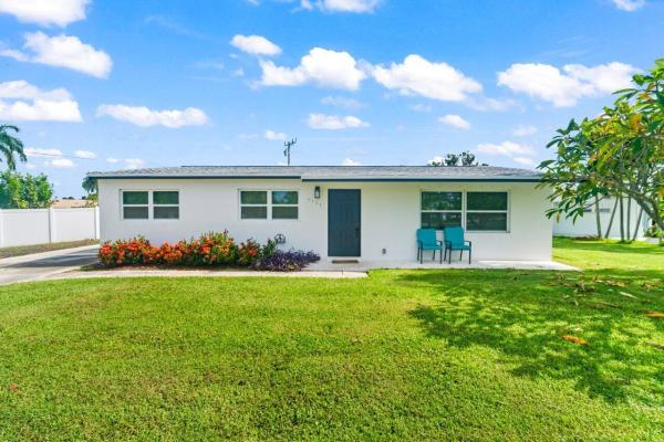 Palm Beach Square, 4137 Rodgers St, Palm Beach Gardens, Florida 33410, image 1