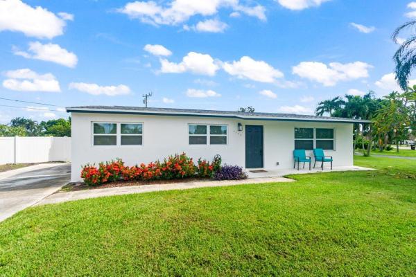 Palm Beach Square, 4137 Rodgers St, Palm Beach Gardens, Florida 33410, image 3