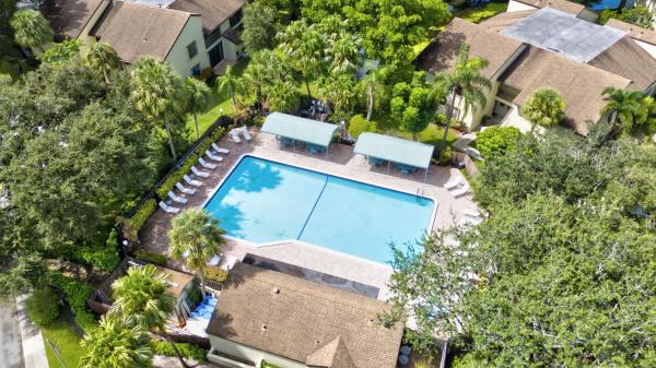 Karanda Village 1, 3615 Cocoplum Cir #34108, Coconut Creek, Florida 33063, image 1