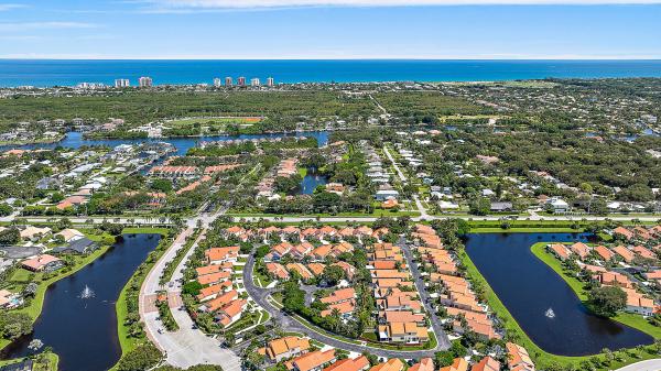 St Tropez At Crystal Pointe, 13221 St Tropez Cir, Palm Beach Gardens, Florida 33410, image 1
