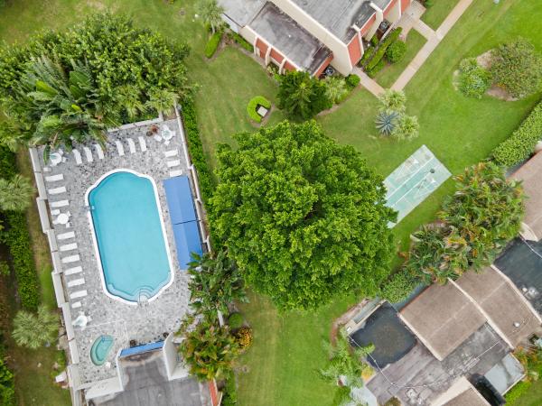 Luxemburg Court At The Fountains Country Club, 4465 Luxemburg Ct #203, Lake Worth, Florida 33467, image 1