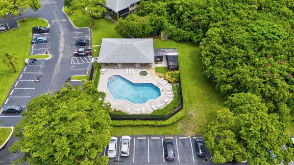 Tivoli Trace, 655 Trace Cir #107, Deerfield Beach, Florida 33441, image 3