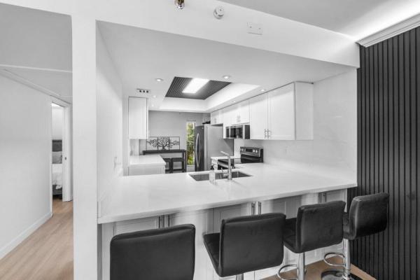 Boca Bayou, 18 Royal Palm Way #3040, Boca Raton, Florida 33432, image 3