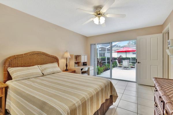 Sun Terrace At The Oaks, 5604 Red Oak Ct, Palm Beach Gardens, Florida 33410, image 3