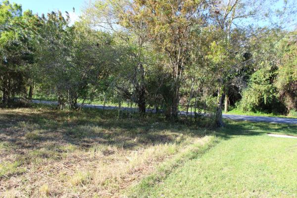 3704 Arnold Rd, Fort Pierce, Florida 34981, image 2