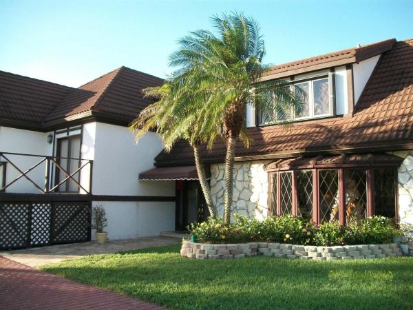 Banyan Lakes, 8789 Wendy Ln, West Palm Beach, Florida 33411, image 1