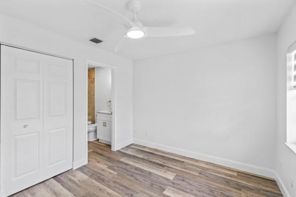 The Grove, 5844 Moss Ct #9, Fort Pierce, Florida 34982, image 2