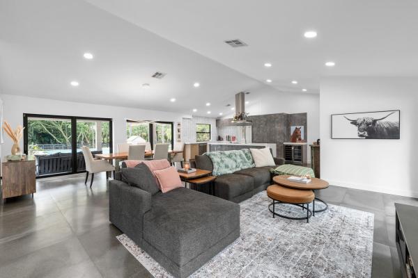 Homeland, 6021 Duckweed Rd, Lake Worth, Florida 33449, image 1