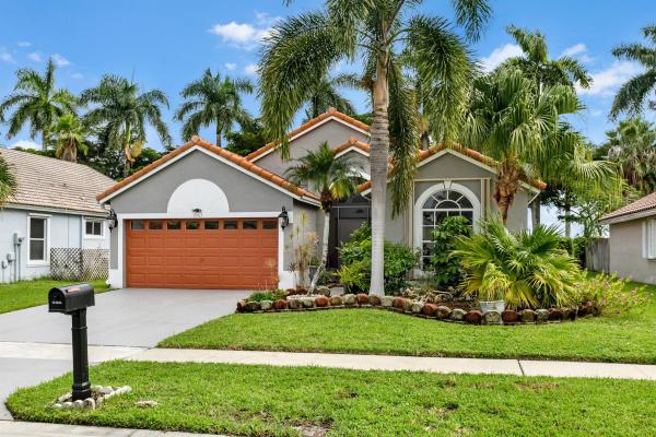 The Estates At Oak Hamlet, 1963 Oak Berry Cir, Wellington, Florida 33414, image 1