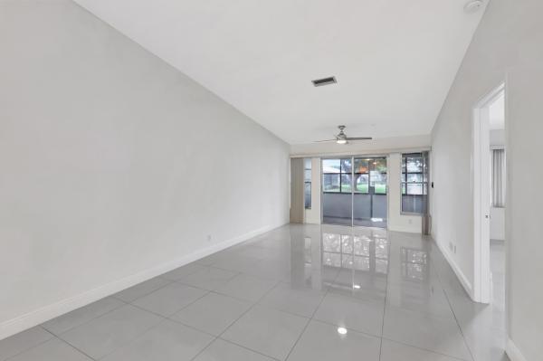 Parklane At Whisper Walk, 18581 Cherborg Dr, Boca Raton, Florida 33496, image 2