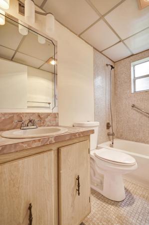 149 Burgundy D, Delray Beach, Florida 33484, image 2