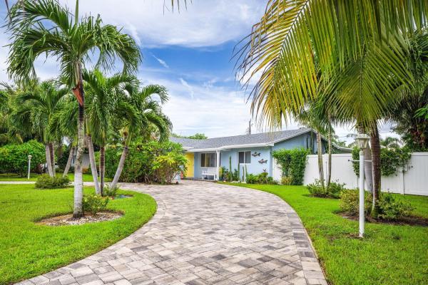 Treasure Island, 1034 Coral Dr, Boynton Beach, Florida 33426, image 1