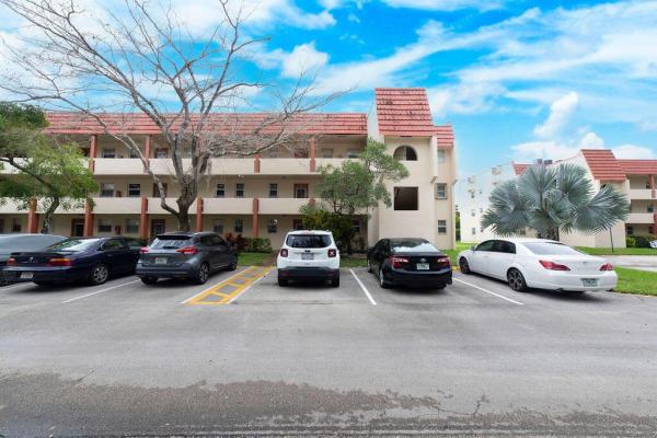 Sunrise Lakes 1, 2700 Sunrise Lakes Dr #212, Sunrise, Florida 33322, image 1