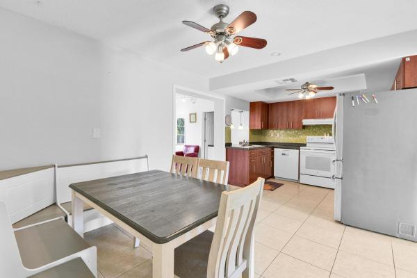 Woodcrest Manor, 223 SW 11th Ave, Boynton Beach, Florida 33435, image 1
