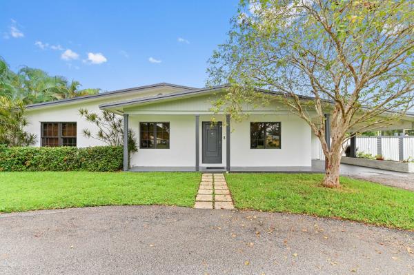 Florida Gardens, 98 Cleveland Rd, Lake Worth Beach, Florida 33467, image 1