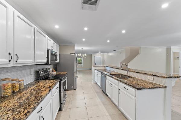 Country Glen At Rivermill, 5446 Rivermill Ln, Lake Worth Beach, Florida 33463, image 1