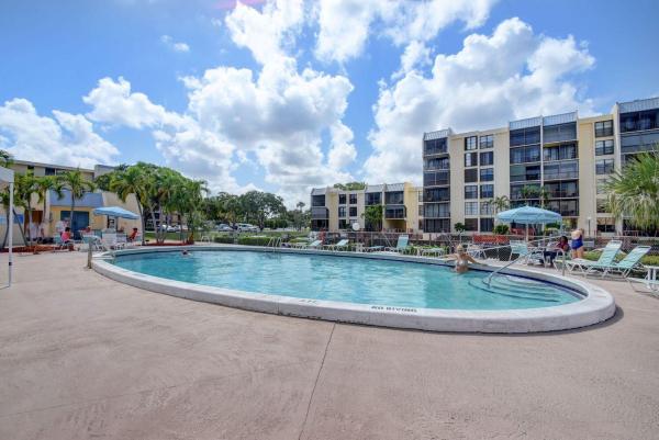 Boca Bayou, 8 Royal Palm Way #3010, Boca Raton, Florida 33432, image 1