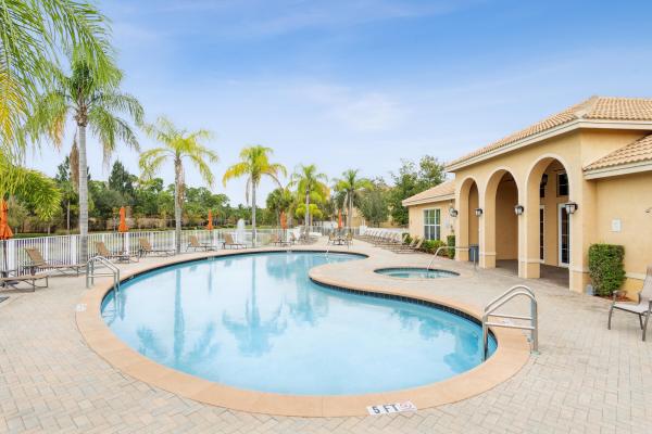 Colony Reserve At Lake Worth, 5818 Monterra Club Dr, Lake Worth, Florida 33463, image 1