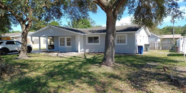 Silver Lake Park, 3242 Vernon St, Fort Pierce, Florida 34982, image 1