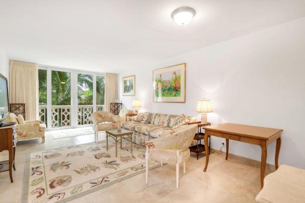Brazilian Of Palm Beach, 227 Brazilian Ave #0130, Palm Beach, Florida 33480, image 2