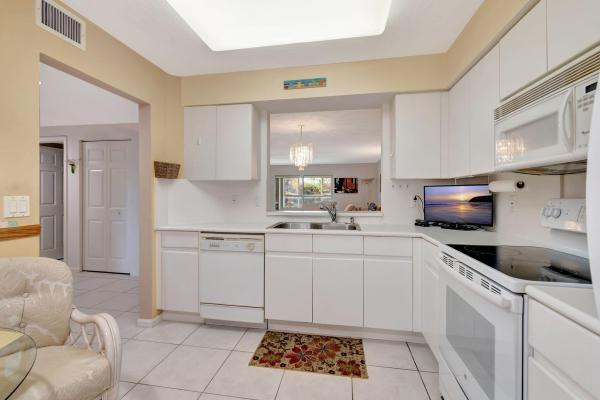 Regal Shores North At Coral Lakes, 5746 Crystal Shores Dr #204, Boynton Beach, Florida 33437, image 1